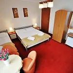 Dworek Familijny Bed & Breakfast Kolobrzeg