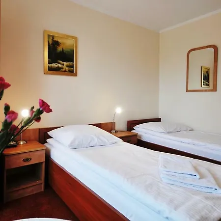 Bed & Breakfast Dworek Familijny