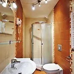 Bed & Breakfast Dworek Familijny Kołobrzeg