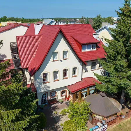 Bed & Breakfast Dworek Familijny